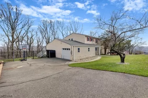 318 Daniel St, Dover, NJ 07801 photo 36