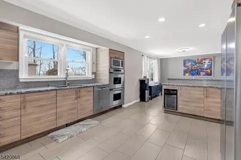 318 Daniel St, Dover, NJ 07801 photo 12