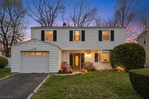 16 Hart Pl, Union, NJ 07083