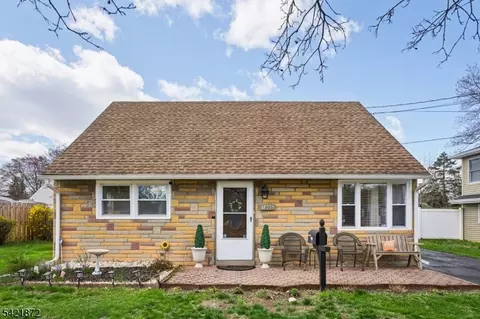 1005 Terrace Blvd, Ewing Twp, NJ 08618