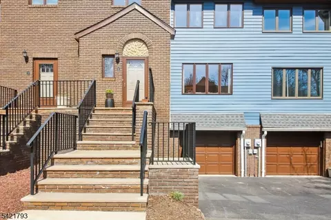 8 Village Green Ct, South Orange Village, NJ 07079