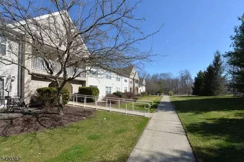 20 Parkside Ct, Wayne, NJ 07470 photo 21