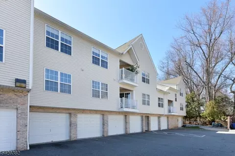 20 Parkside Ct, Wayne, NJ 07470 photo 18