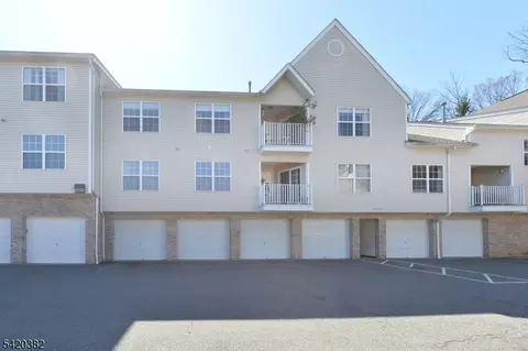 20 Parkside Ct, Wayne, NJ 07470 photo 19