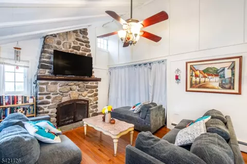 Living - 47 Hillside Rd, Sparta, NJ 07871 photo 1 of 2