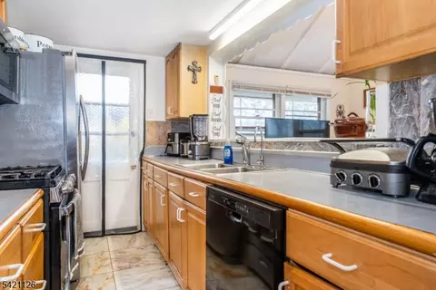Kitchen - 47 Hillside Rd, Sparta, NJ 07871 photo 1 of 1