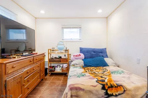Bedroom - 47 Hillside Rd, Sparta, NJ 07871 photo 4 of 6