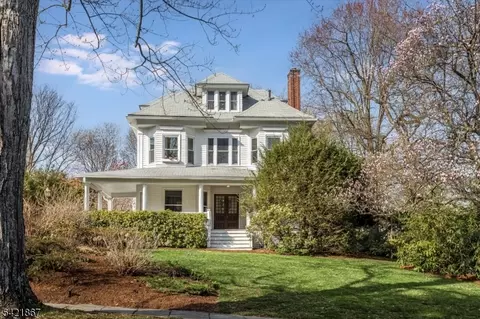 109 Clarewill Ave, Montclair, NJ 07043