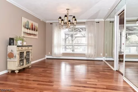 7 Jefferson Pl, Wayne, NJ 07470 photo 10