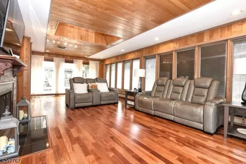 7 Jefferson Pl, Wayne, NJ 07470 photo 20