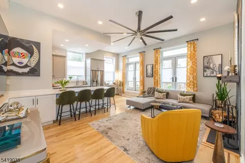 523 Trinity Pl, Westfield, NJ 07090