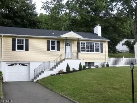 26 Adams Dr, Denville, NJ 07834