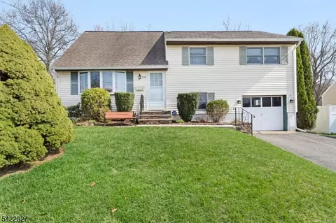 248 Perry St, Dover, NJ 07801