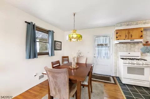 248 Perry St, Dover, NJ 07801 photo 9