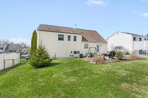 248 Perry St, Dover, NJ 07801 photo 3