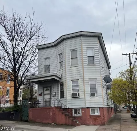 268 6th Ave, Paterson, NJ 07524