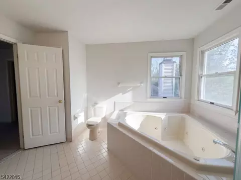 Bath - 40 Glen Eagles Rd, Washington, NJ 07882 photo 1 of 2