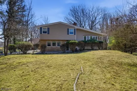 48 White Meadow Rd, Rockaway, NJ 07866