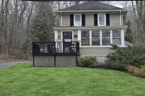 137 Mountain Blvd, Watchung, NJ 07069