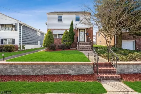 522 Thompson Ave, Roselle, NJ 07203
