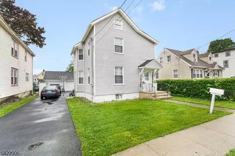 60 Searing St, Dover, NJ 07801