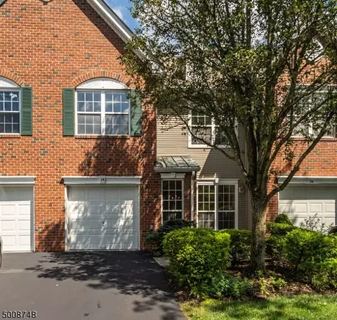 17 Clark Ct, Basking Ridge, NJ 07920