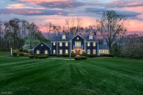 1 White Deer Ln, Harding Twp, NJ 07976