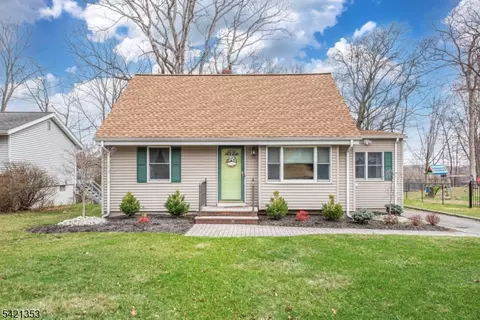 89 Oakland Ave, Rockaway, NJ 07866