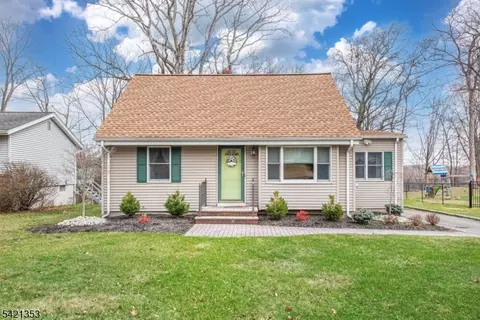 89 Oakland Ave, Rockaway, NJ 07866