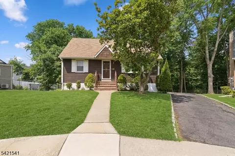 15 Roger Norton Pl, Cranford, NJ 07016
