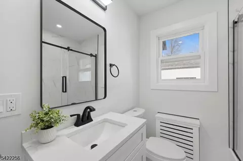 Bath - 56 Diven St, Springfield, NJ 07081 photo 1 of 2