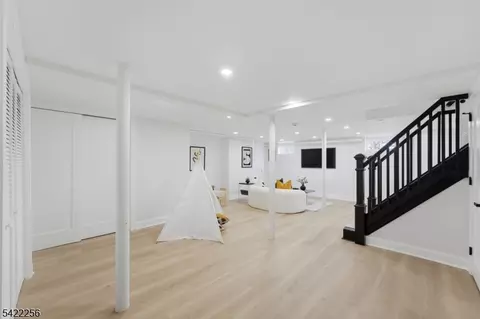 56 Diven St, Springfield, NJ 07081 photo 24