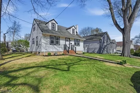 56 Diven St, Springfield, NJ 07081 photo 4
