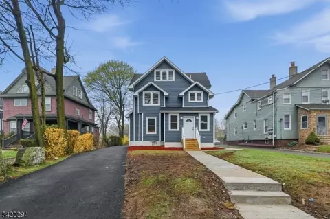 82 Grove St, Montclair, NJ 07042