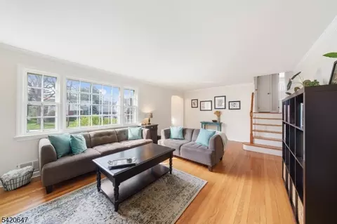 Living - 25 E Sumner Ave, Union, NJ 07083 photo 1 of 2