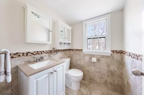 Bath - 25 E Sumner Ave, Union, NJ 07083 photo 1 of 1