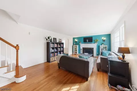 Living - 25 E Sumner Ave, Union, NJ 07083 photo 2 of 2