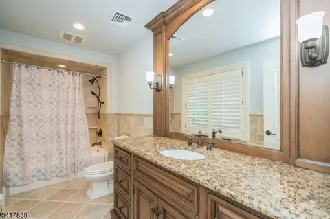 22 Sunset Ln, Upper Saddle River, NJ 07458 photo 17