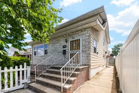 229 Brighton Ave, Belleville, NJ 07109