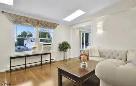 3 Prospect St #2D, Mount Arlington, NJ 07856