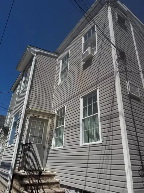 116 Redwood Ave, Paterson, NJ 07522
