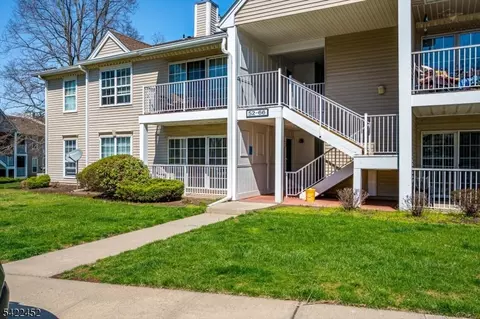 54 Lindsey Ct #54, Franklin Park, NJ 08823