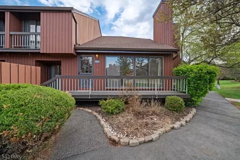 29 Bloomingdale Dr #1C, Hillsborough, NJ 08844