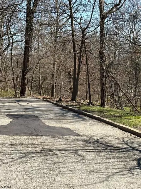 38 Dalewood Rd, Wayne Twp, NJ 07470