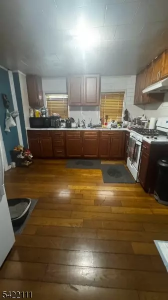 42 1st St Ab, Dover, NJ 07801