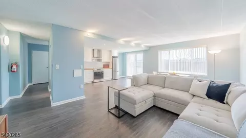 190 Morris Ave #3B, Springfield, NJ 07081