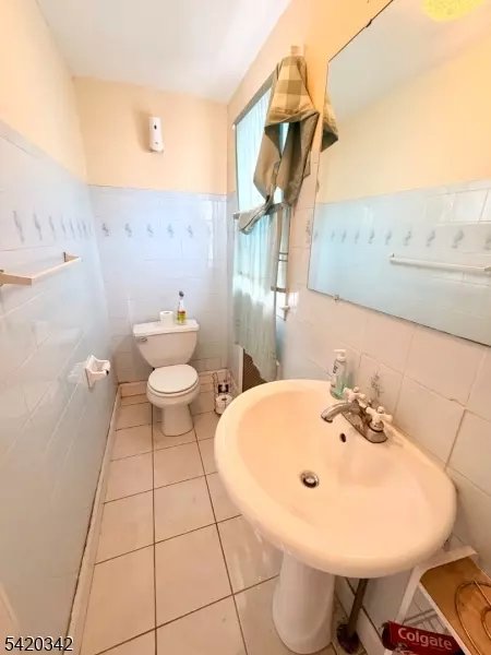 Bath - 611 Grant Ave, Plainfield, NJ 07060 photo 2 of 2