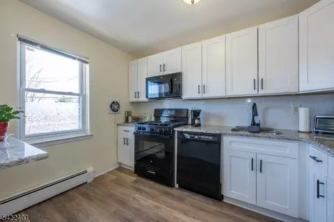 1146 Valley Rd #2A, Wayne, NJ 07470