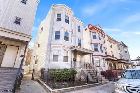 96 11th Ave, Newark, NJ 07107