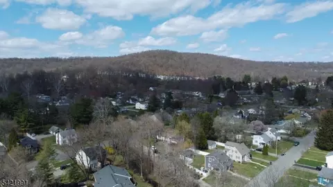 107 Brook Dr, Hackettstown, NJ 07840 photo 5